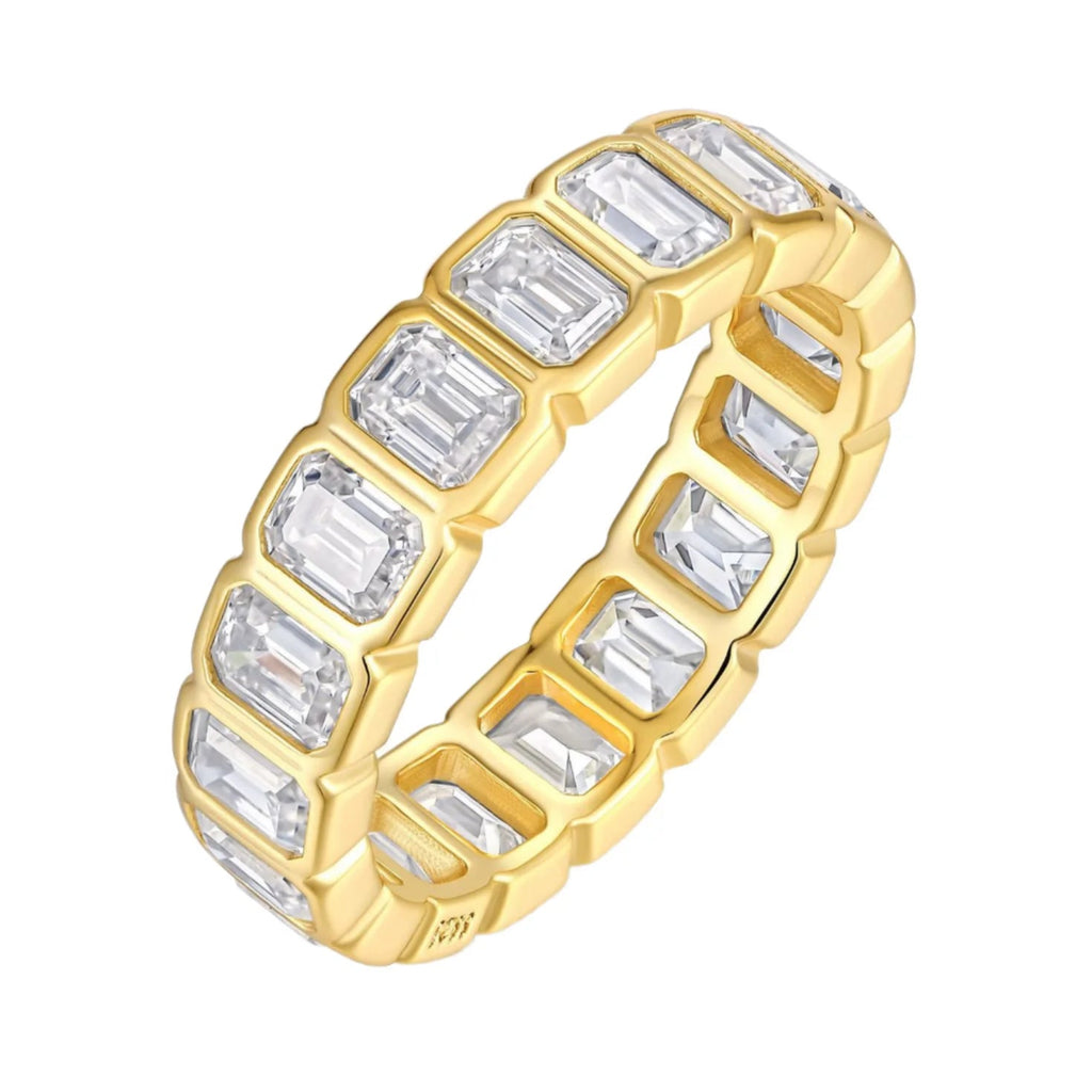 Emerald-cut bezel eternity band with moissanite – 18K gold-plated 925 sterling silver