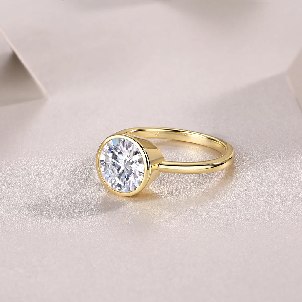 Lena - Round Bezel Solitaire Engagement Ring