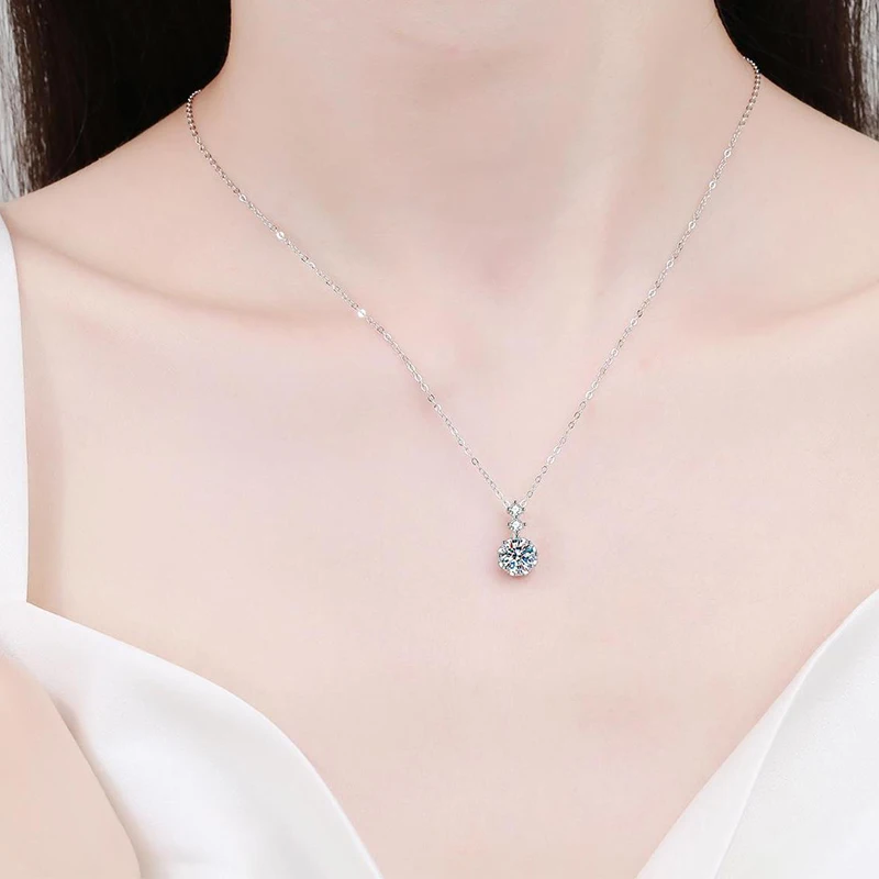 Necklace with a pendant on a mannequin